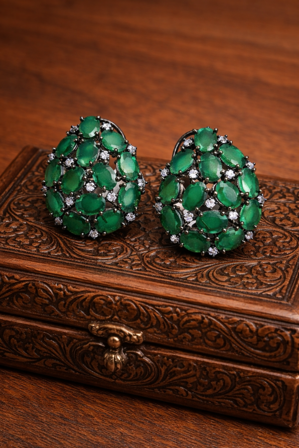 Earrings - BOTTLE GREEN AND WHITE AD
